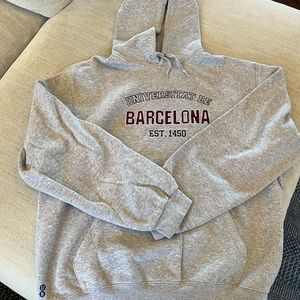University of Barcelona hoodie.